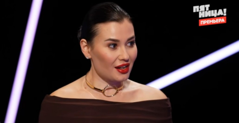 Большие девочки 18 апреля 2024 (11 серия) смотреть онлайн на Пятнице