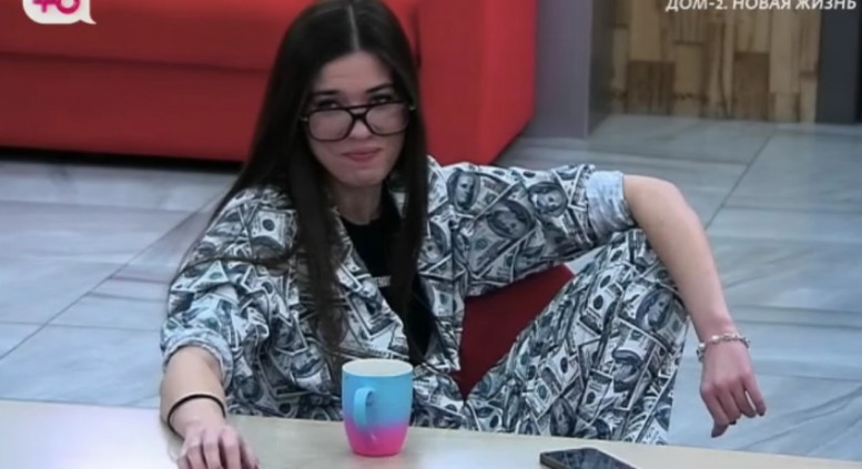 Дом 2 свежие серии 04.12.2024 смотреть онлайн бесплатно