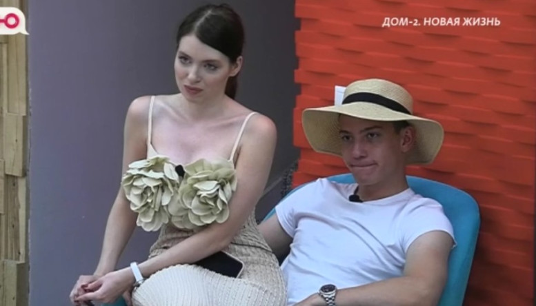Дом 2 свежие серии 07.07.2025 смотреть онлайн бесплатно
