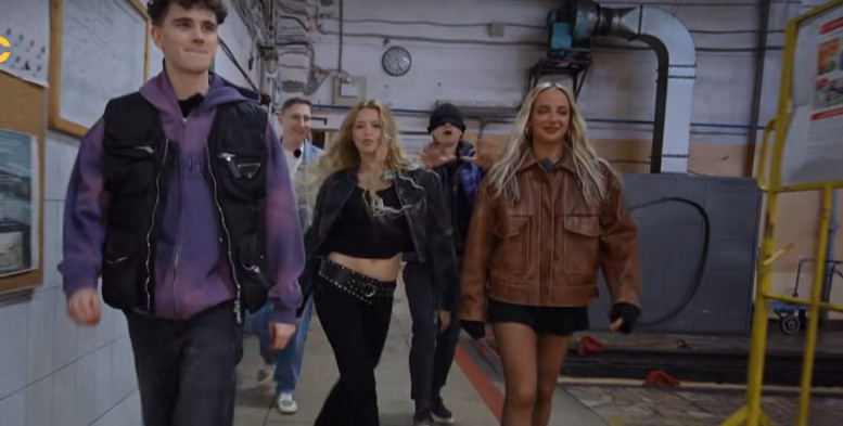 Прятки на СТС 2 сезон шоу 9 серия 26 октября 2025 новый выпуск 26.10.25